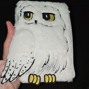 Hedwig Plush Accessory Pouch
